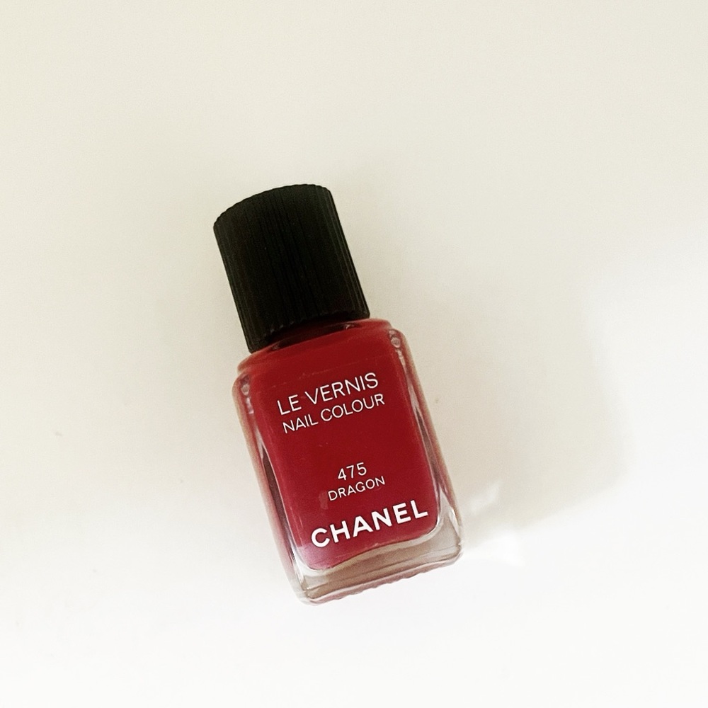 CHANEL Les Vernis Nail Colour 475 Dragon